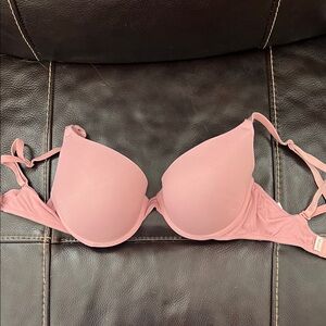 Victoria's Secret pink Bra